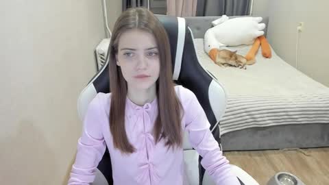 Snapshot of malia__hale chatting on September 19, 10:53 pm Malia online show from September 19, 10:53 pm