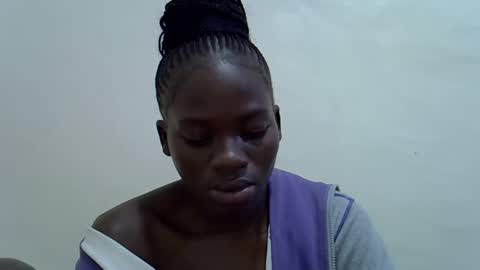 mamichula42 online show from November 22, 3:42 am