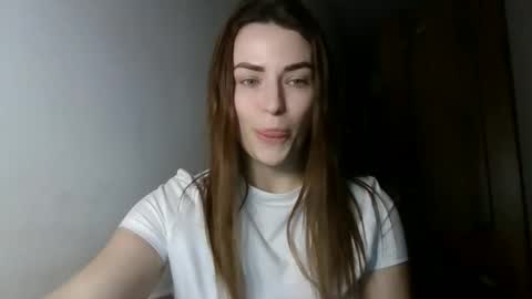 MandiBrooks online show from December 1, 9:06 pm