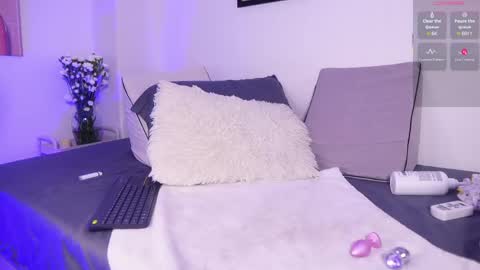 mandy_l33_ online show from April 13, 5:36 pm