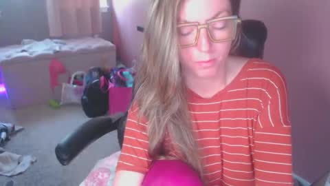 MandyBabyXXX online show from March 27, 5:57 pm