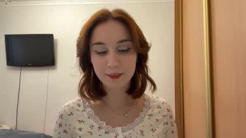 Mia online show from January 12, 12:10 pm