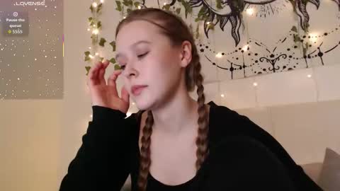 Mandy online show from December 13, 7:53 pm