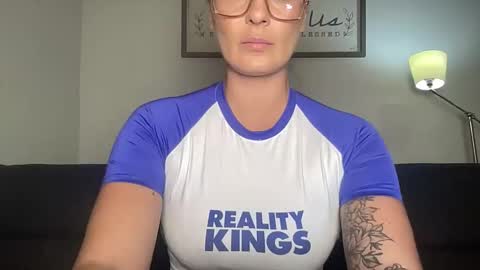 Mandy online show from October 31, 1:29 am