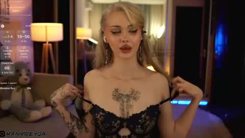 Amelie online show from July 18, 11:29 pm