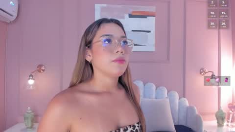 Mara  online show from February 21, 6:48 pm