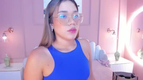 Mara  online show from January 18, 6:32 pm