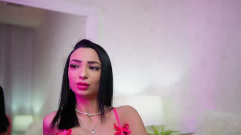 Snapshot of maraciel chatting on February 9, 9:39 pm Mara online show from February 9, 9:39 pm