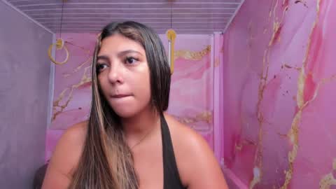 Maraluna online show from April 4, 12:04 pm