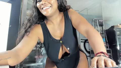 Mareia online show from December 22, 4:17 pm