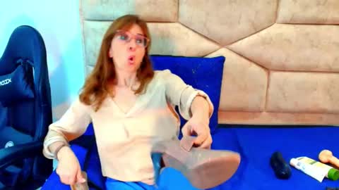 margareth online show from March 25, 1:25 pm