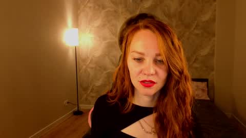 Margo Kellly online show from May 5, 1:19 am