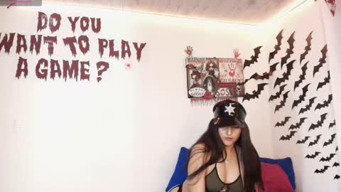 Snapshot of mari_mar69 chatting on October 2, 12:43 pm mari_mar69 online show from October 2, 12:43 pm