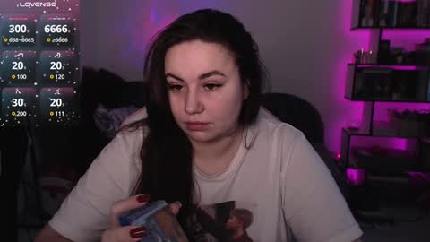 Snapshot of mari_moore7 chatting on January 12, 9:40 am mari moore online show from January 12, 9:40 am