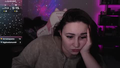 Snapshot of mari_moore7 chatting on January 5, 8:00 pm mari moore online show from January 5, 8:00 pm