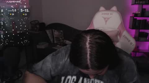 Snapshot of mari_moore7 chatting on October 15, 9:45 am mari moore online show from October 15, 9:45 am
