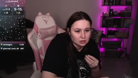 Snapshot of mari_moore7 chatting on February 7, 9:15 pm mari moore online show from February 7, 9:15 pm