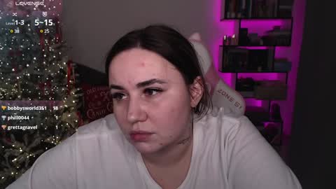 Snapshot of mari_moore7 chatting on December 26, 6:54 pm mari moore online show from December 26, 6:54 pm