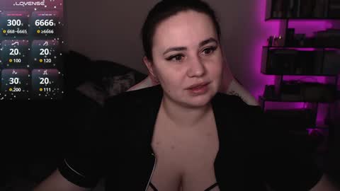 Snapshot of mari_moore7 chatting on January 23, 5:56 am mari moore online show from January 23, 5:56 am