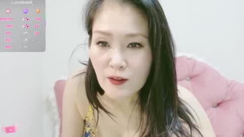 Snapshot of mari_tokyo chatting on September 19, 10:14 am mari_tokyo online show from September 19, 10:14 am