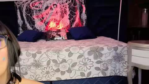 Snapshot of mariagh_ chatting on September 18, 7:56 pm Maria online show from September 18, 7:56 pm