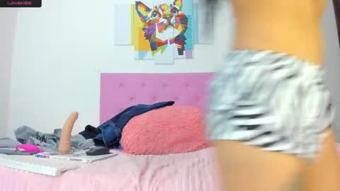 mariam_collins online show from January 2, 3:19 pm