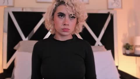 Marian online show from September 23, 3:26 am