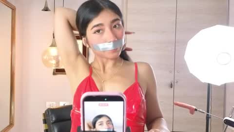 Mariana   online show from April 23, 12:29 pm