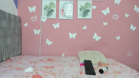 mariana_lan online show from November 7, 5:57 am