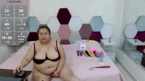 Snapshot of marianabbw_ chatting on October 20, 8:12 pm mariana online show from October 20, 8:12 pm