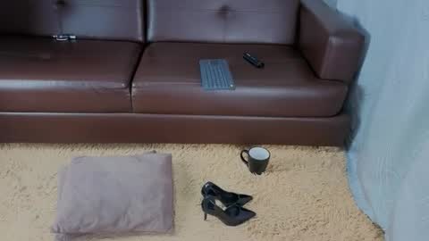 Mariana  online show from March 22, 8:20 am