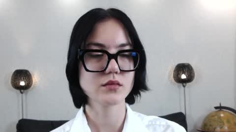 Marie Fitch online show from November 20, 4:02 am