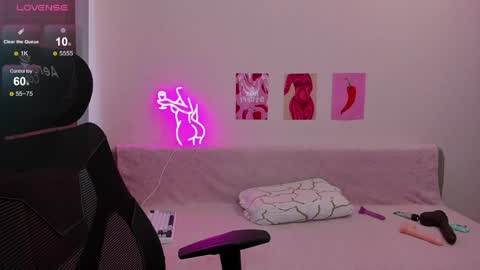 Marie 3 online show from May 15, 5:44 am