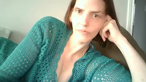 Mariejojo online show from February 9, 5:15 pm