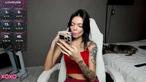 Snapshot of mariella__adams chatting on October 4, 7:18 pm Maria online show from October 4, 7:18 pm