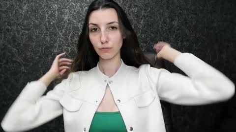 marielleanker online show from September 20, 8:29 pm