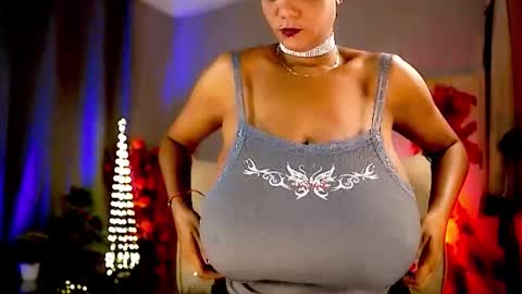 Snapshot of mariicha chatting on October 7, 7:24 am Nikita - Scroll down and read my bio please. New Pictures in Bio online show from October 7, 7:24 am