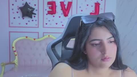 marilyn online show from March 17, 11:31 pm