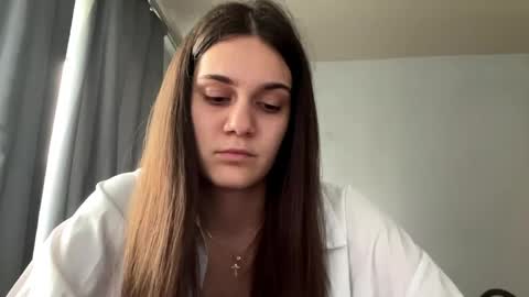Mary online show from May 14, 3:07 pm