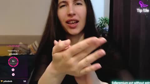 marrycolins online show from April 18, 3:09 am