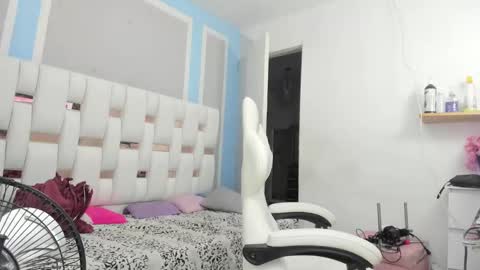 Mar Smith online show from September 22, 3:27 am