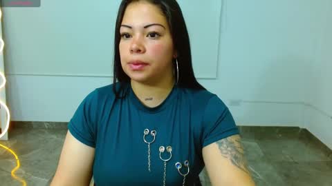 Hey im martina online show from March 6, 3:13 am