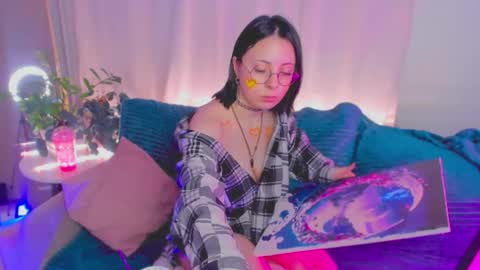 Mary online show from February 7, 7:12 am