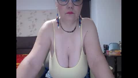 Mary online show from February 5, 3:45 am