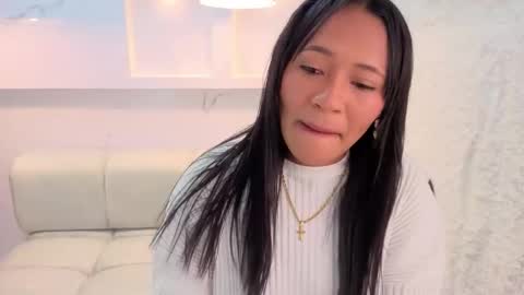 Maryan  online show from March 18, 8:25 pm