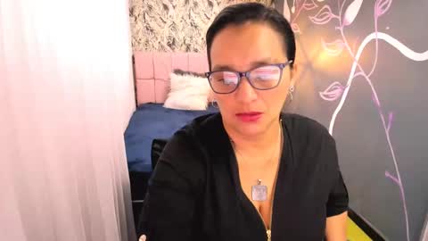 Snapshot of marylinmilf chatting on March 3, 7:46 pm Marylin online show from March 3, 7:46 pm