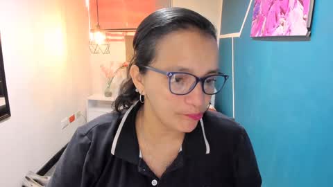 Snapshot of marylinmilf chatting on December 12, 8:21 pm Marylin online show from December 12, 8:21 pm