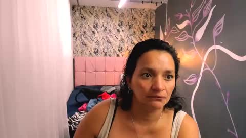Snapshot of marylinmilf chatting on March 2, 4:47 pm Marylin online show from March 2, 4:47 pm