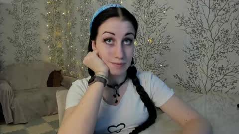 Mary Lou online show from March 4, 11:40 am