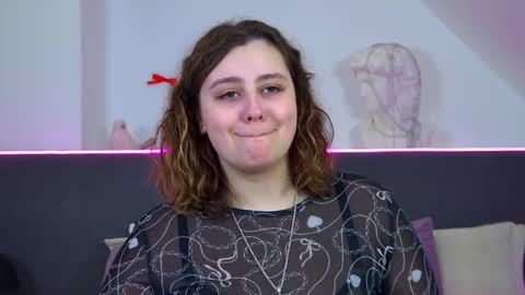 MaryMurrays online show from February 1, 6:28 pm